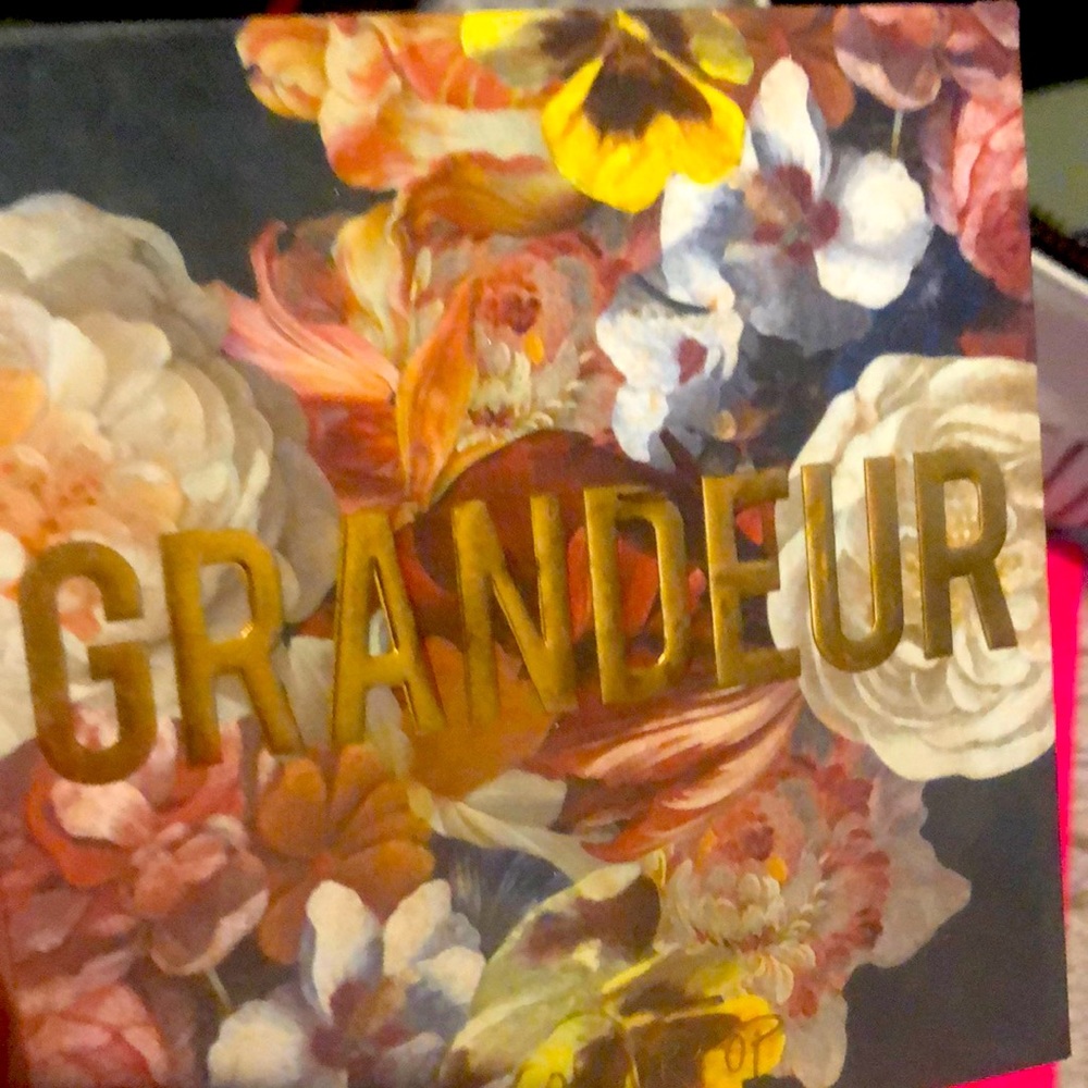 ColourPop 9- pan Grandeur Palette